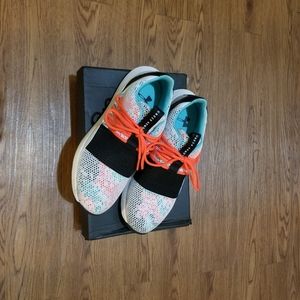 Under Armour Breathe Lace Size 9